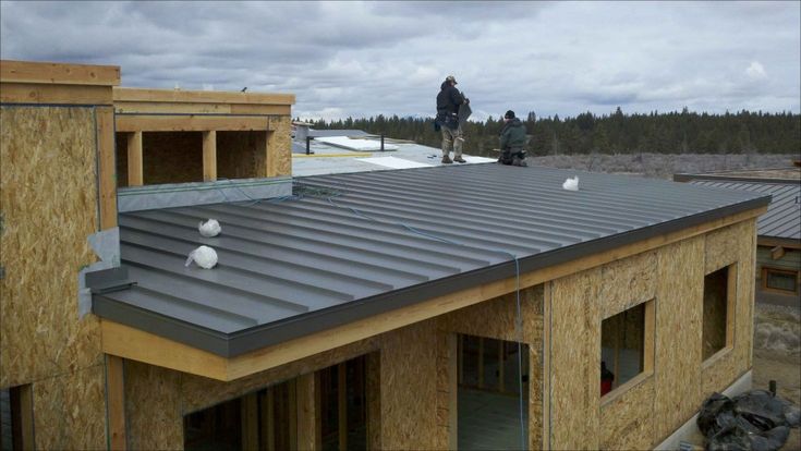 Metal roof installed on new residential home